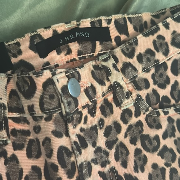 J Brand Mid Rise Cropped Skinny Jeans Jaguar Print Pink Leopard Size 23 NWT $228 - Picture 4 of 6